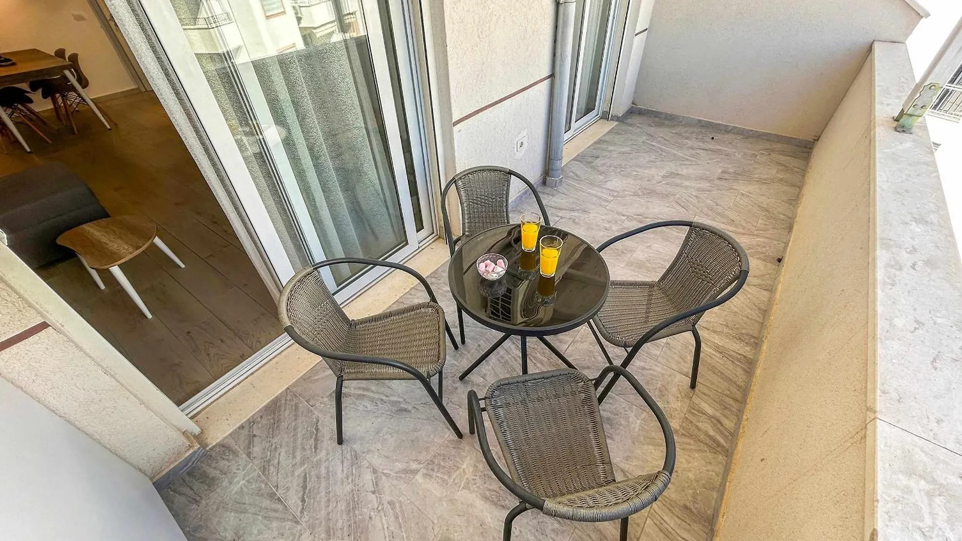 1 Bedroom 818 Golem  0*, Golem (Tirana) Albanie
