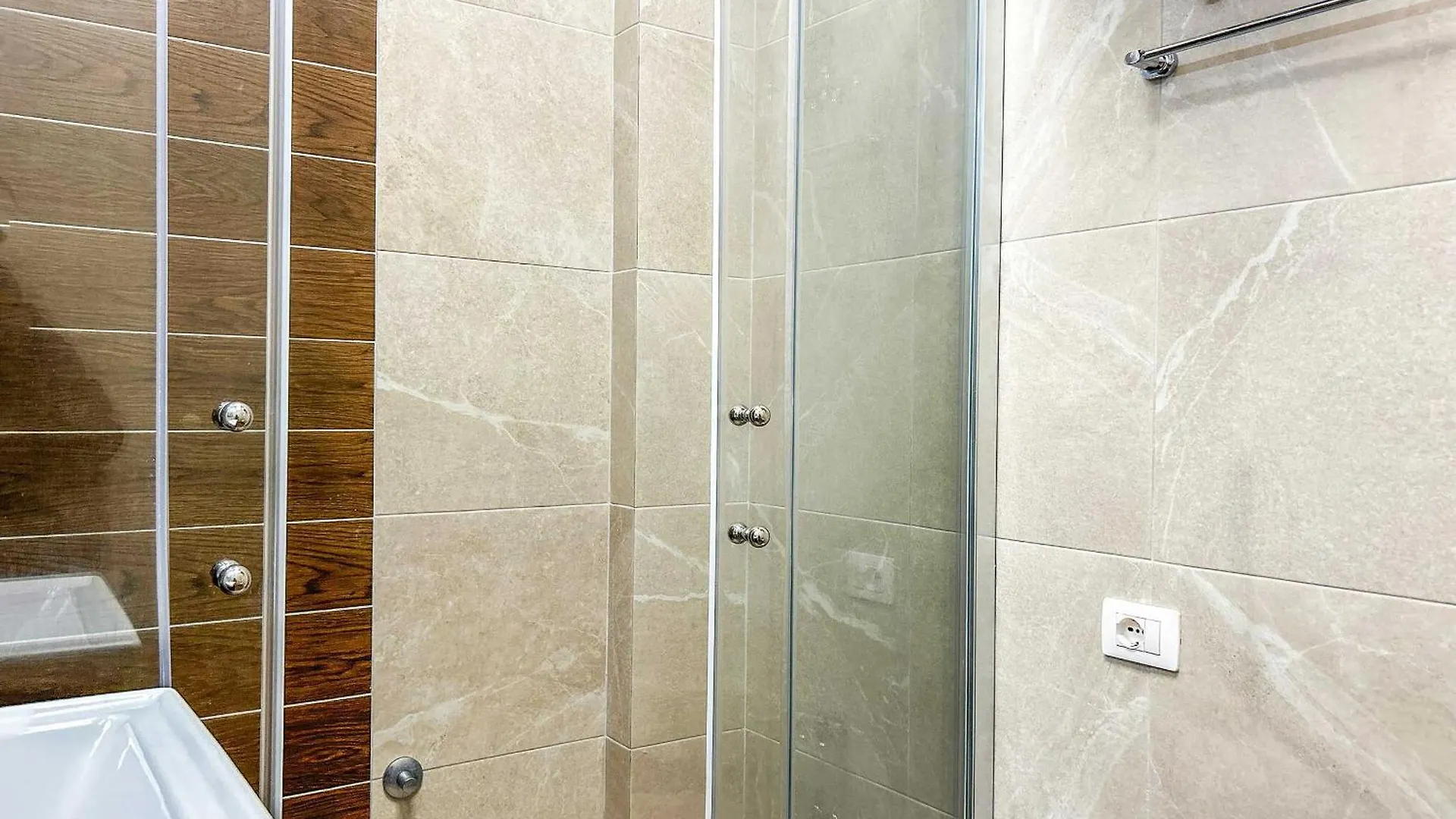 1 Bedroom 818 Golem  0*, Golem (Tirana) Albanie
