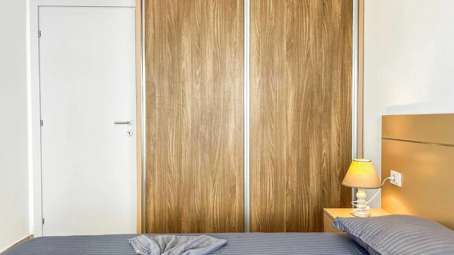 Appartement 1 Bedroom 818 Golem