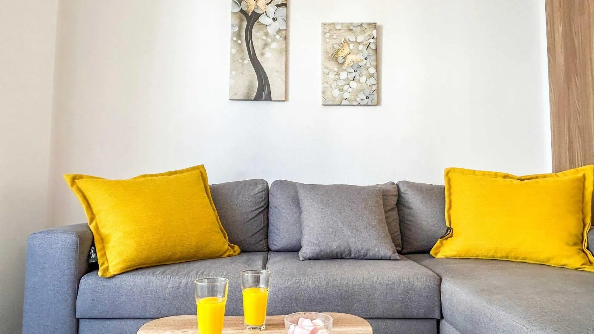 1 Bedroom 818 Golem  Albanie